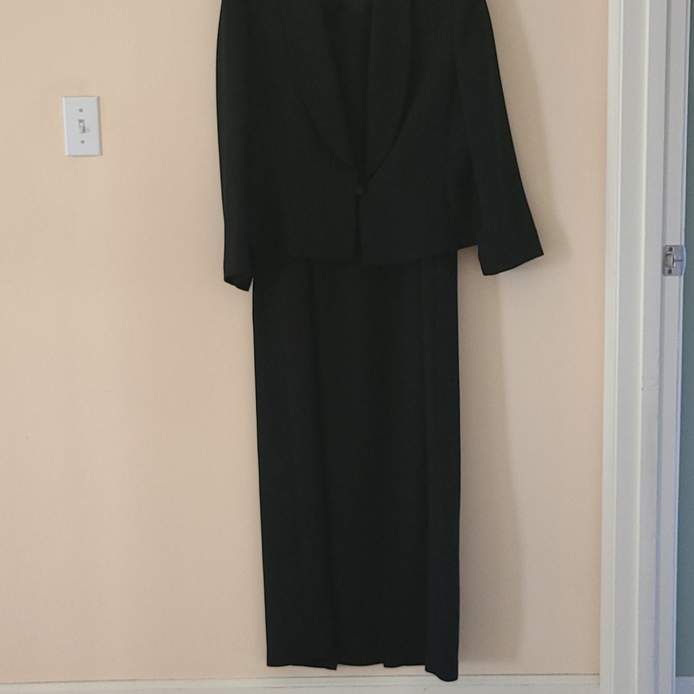 Maxi black evening dress with brocade trim